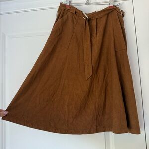 Timing Faux Suede A-Line Midi Skirt with Belt – Size L